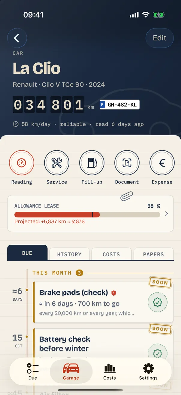 Révisio vehicle page: logbook cover, meter, actions and tabs